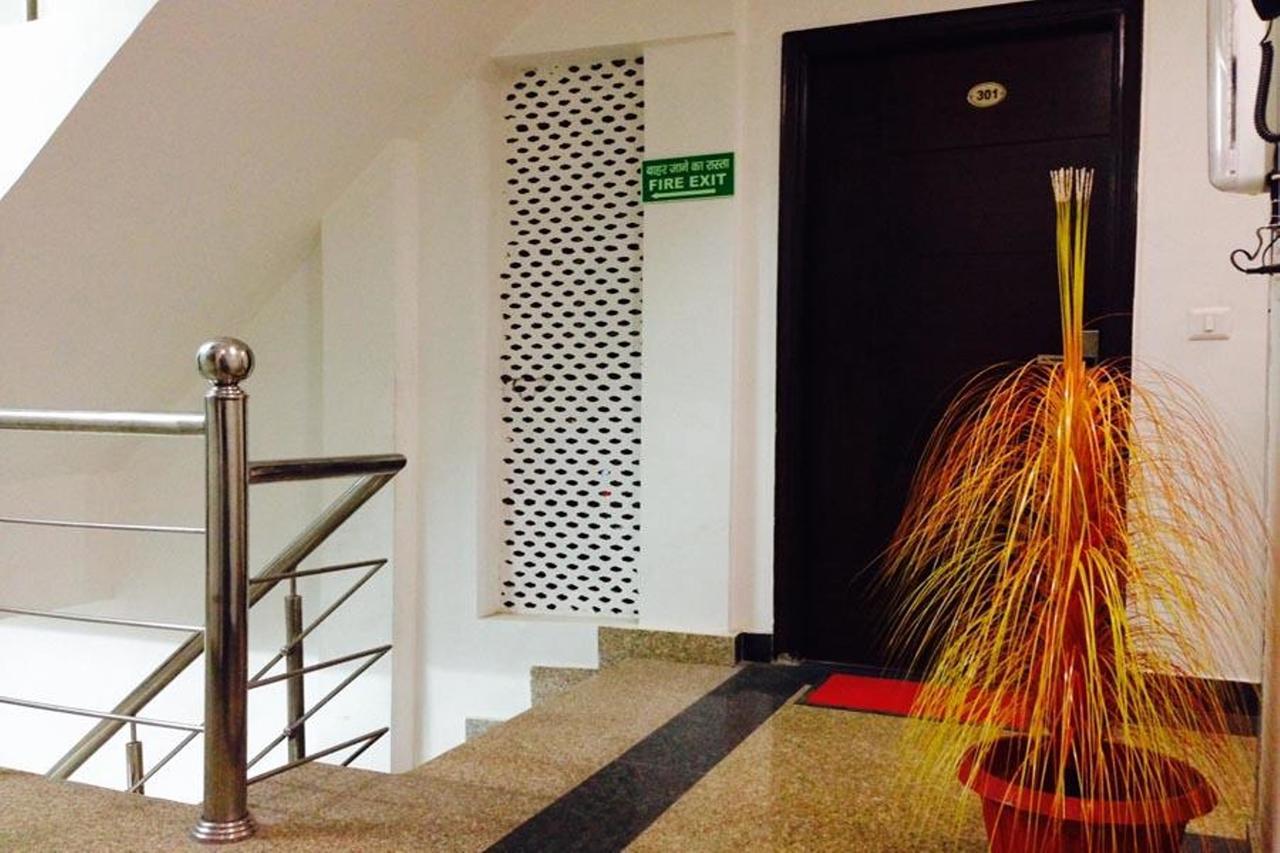 Hotel Saya Deluxe Near New Delhi Railway Station ' Exterior photo
