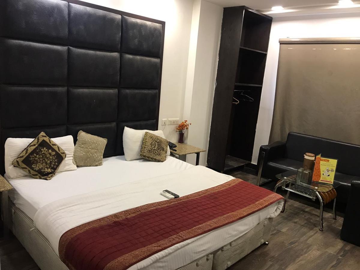 Hotel Saya Deluxe Near New Delhi Railway Station ' Exterior photo