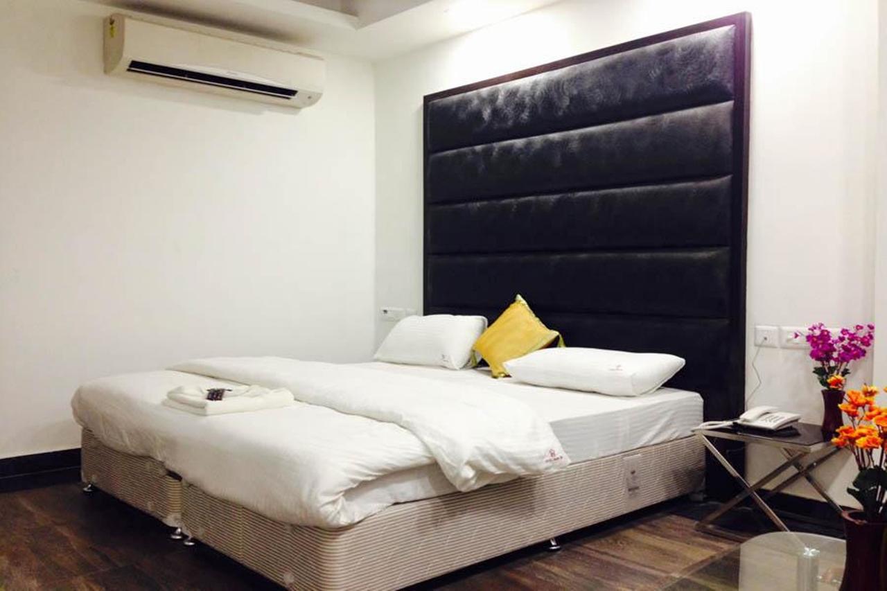 Hotel Saya Deluxe Near New Delhi Railway Station ' Exterior photo
